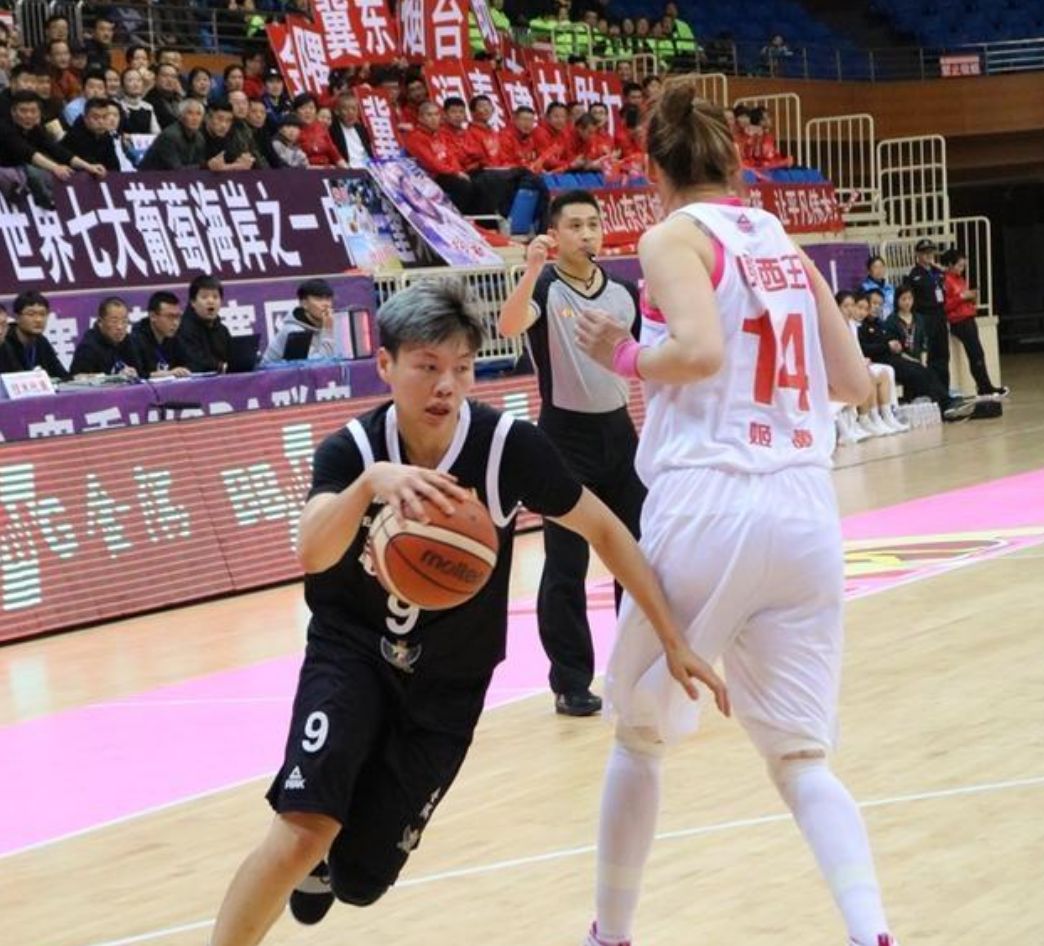 九游APP-包含赛后山东男篮调整名单以备欧联赛后马赛调整名单，媒体一致点评：里昂发布备战花絮的词条